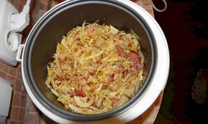 Бигус из свежей капусты
