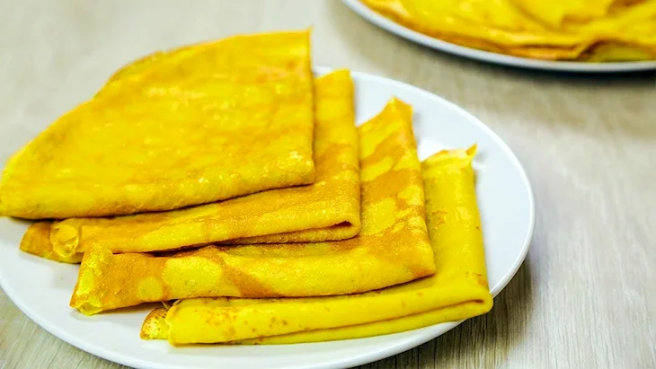 Блины с куркумой