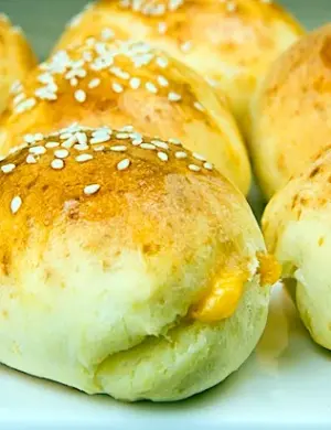 Булочки с творожным сыром