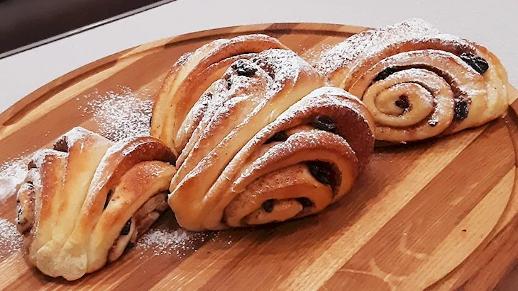 Булочки завитушки
