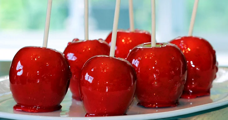 Candy & Caramel Apples