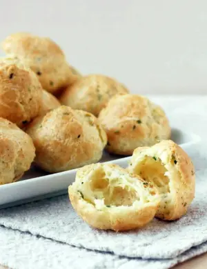 Французские сырные Гужеры