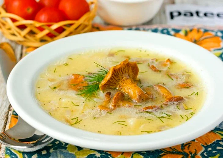 Грибной суп из лисичек