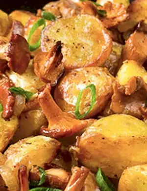 Грибы лисички с картошкой
