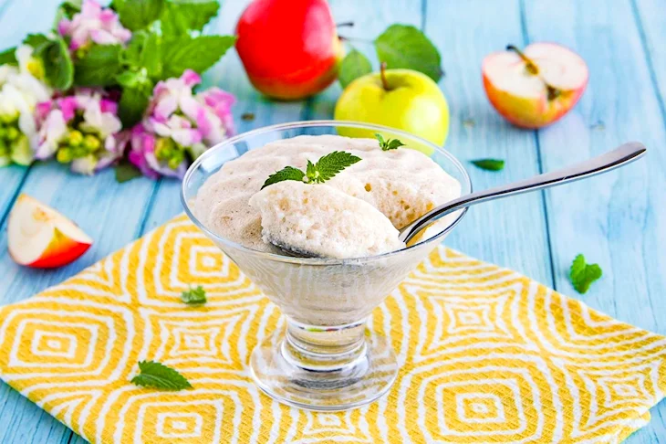 Яблочный мусс