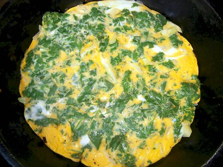 Яичница с кабачками