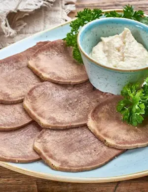 Язык говяжий с хреном
