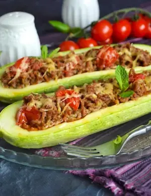 Кабачки фаршированные фаршем