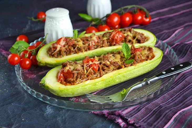 Кабачки фаршированные фаршем