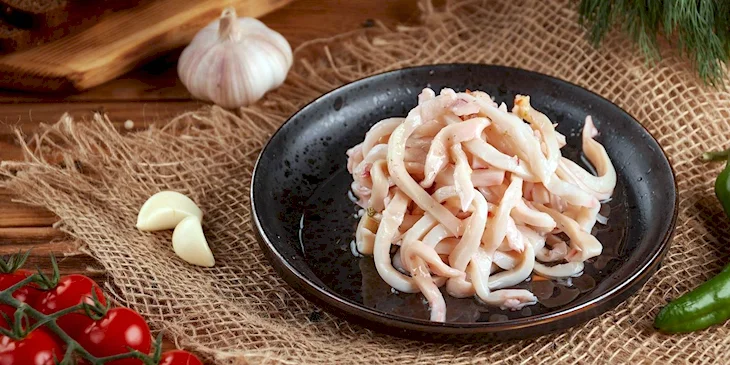 Кальмар маринованный