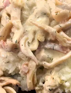 Кальмары в сметанном соусе