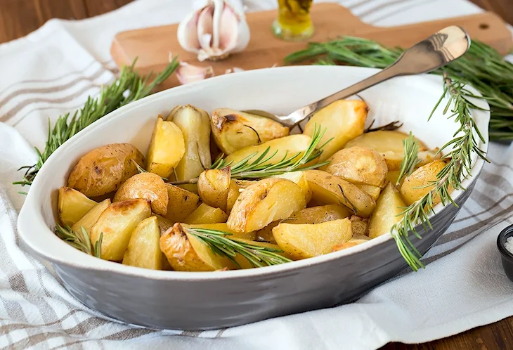 Картошка с розмарином