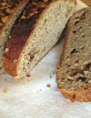 Хлеб цельнозерновой с орехами