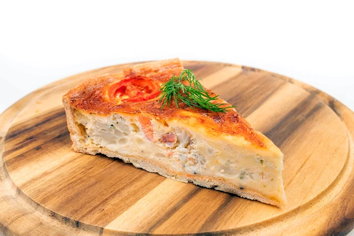 КИШ С лососем и брокколи