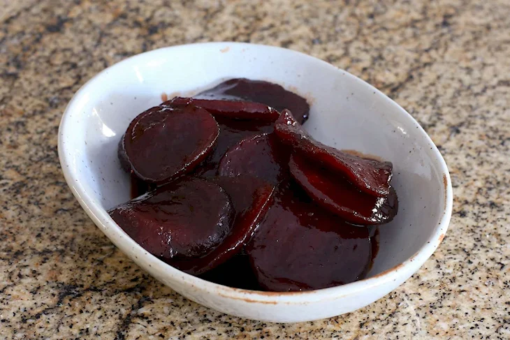 Кисло сладкая свекла