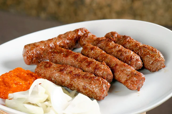 Колбаски чевапчичи
