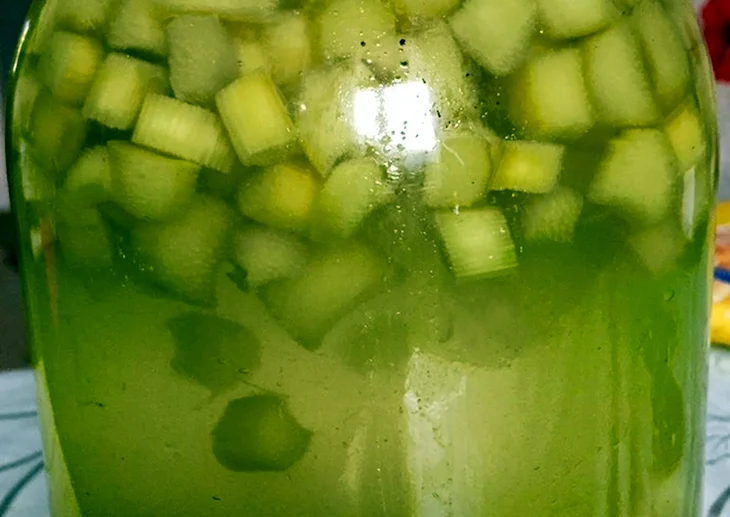 Компот из сельдерея