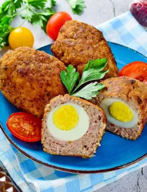 Котлета с яйцом внутри