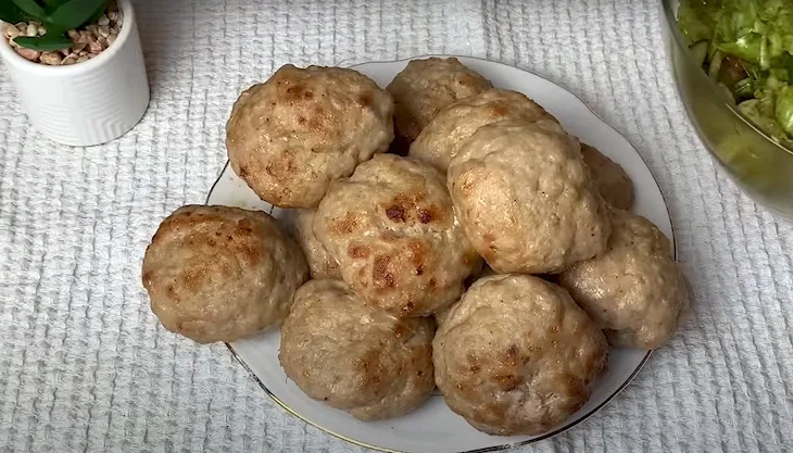 Котлетки ежики