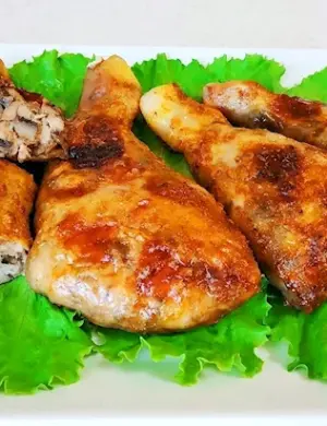 Куриные окорочка фаршированные грибами