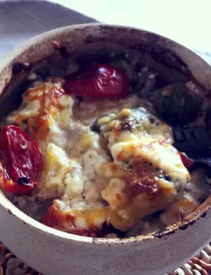 Куриные потрошки в горшочке