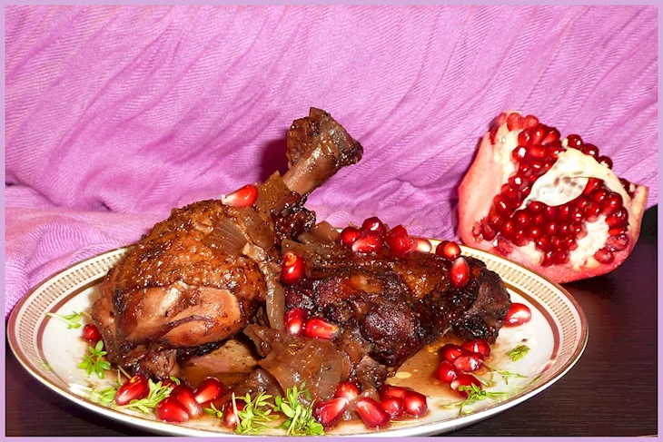 Курица в гранатовом соусе