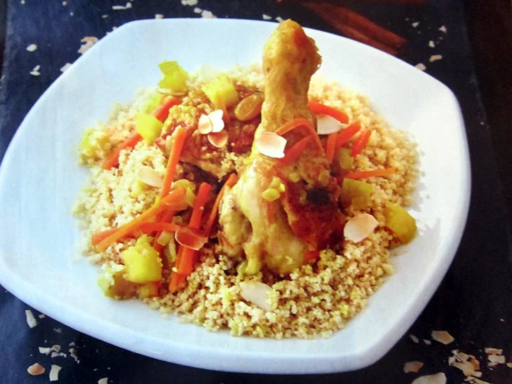 Курица в миндальных лепестках