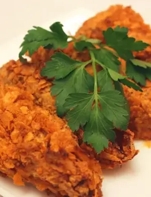 Курица в панировке из чипсов