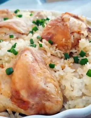 Курица запеченная с рисом в духовке