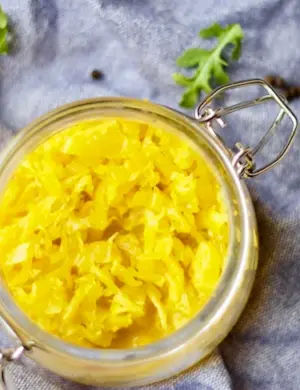 Квашеная капуста с куркумой
