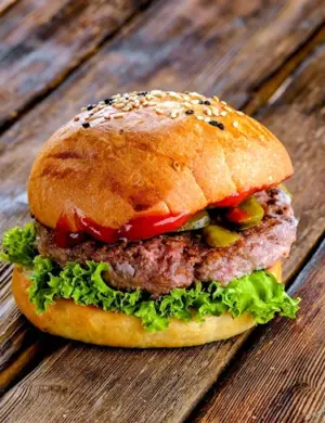 Макдональдс бургер с мраморной говядиной