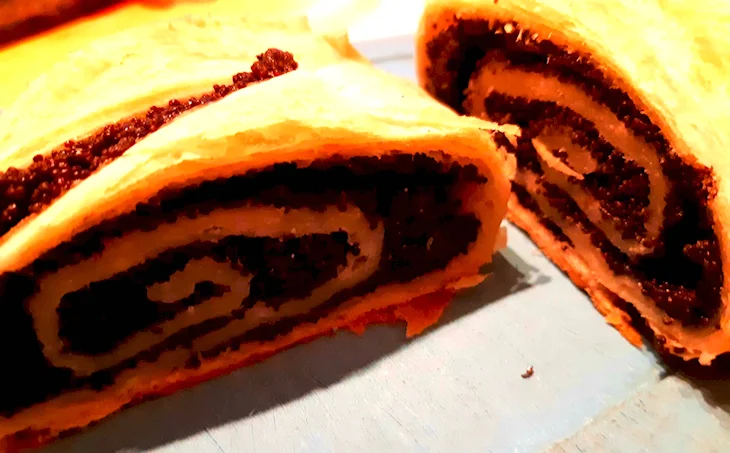 Маковый рулет