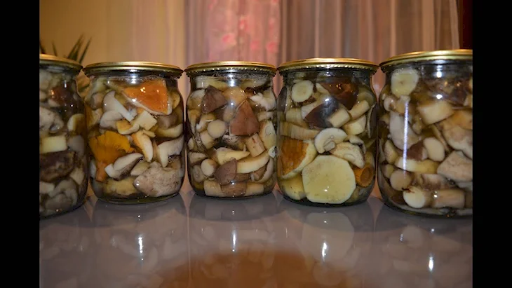 Маринованный грибы