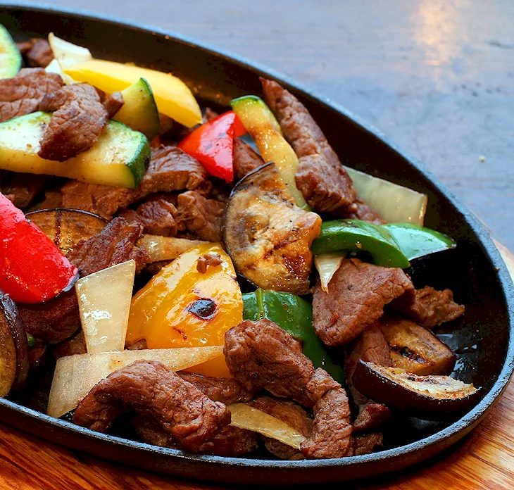 Мясо с овощами
