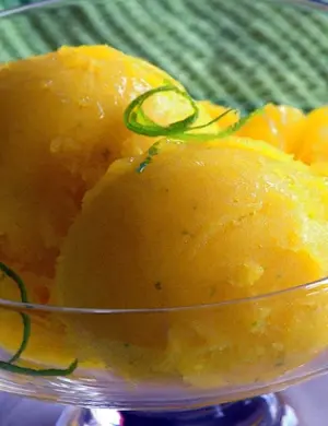 Мороженое лимонный сорбет