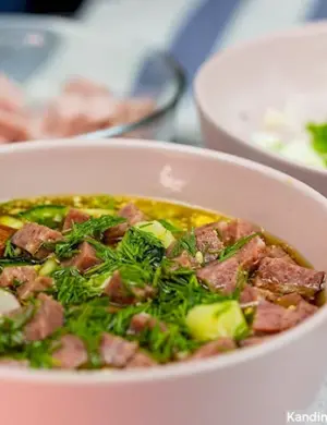 Окрошка с копченой курицей