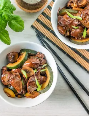 Печень с овощами