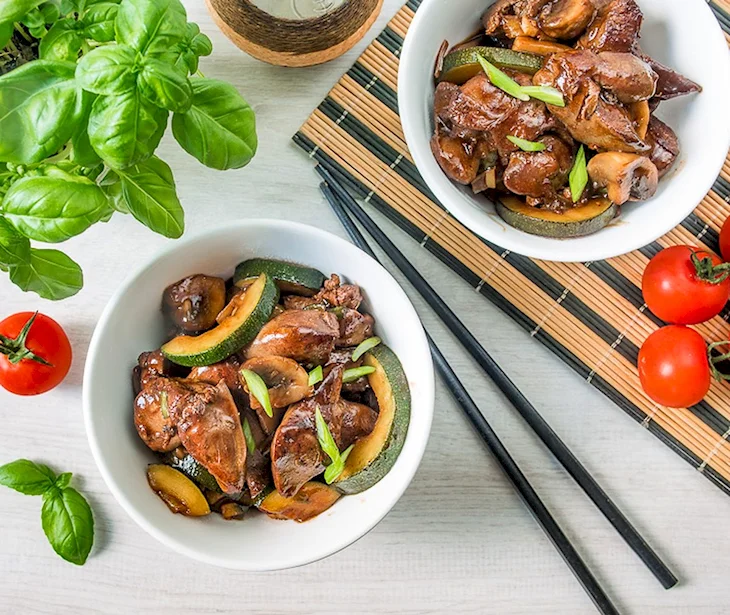 Печень с овощами