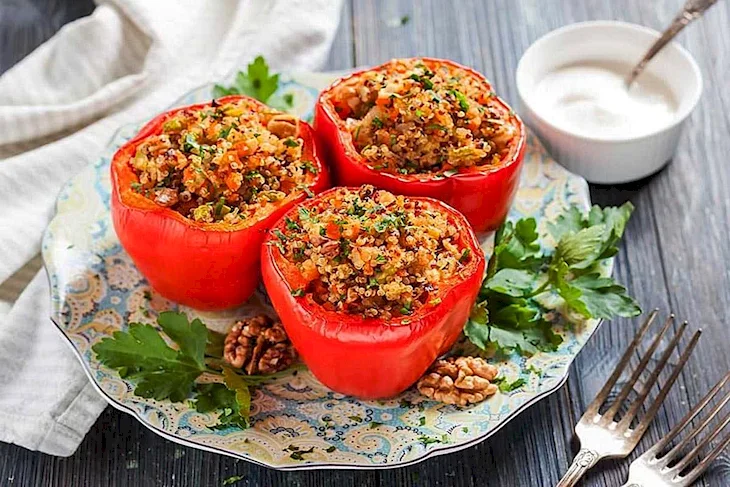 Перцы фаршированные киноа