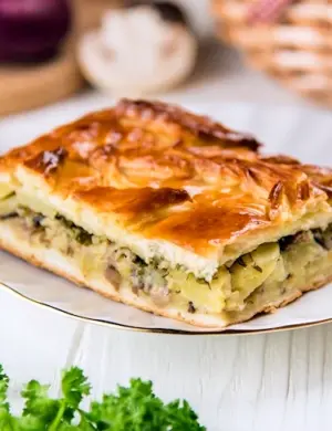 Пирог с картофелем и грибами