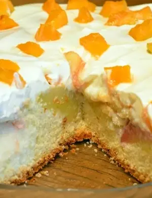 Пирог с персиками свежими