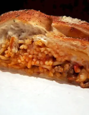 Пирожки с макаронами