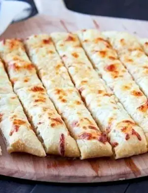 Пицца сырные палочки