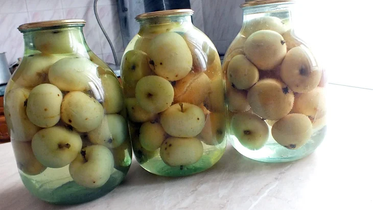 Райские яблочки компот