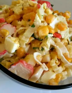 Салат с пекинской капустой и кукурузой
