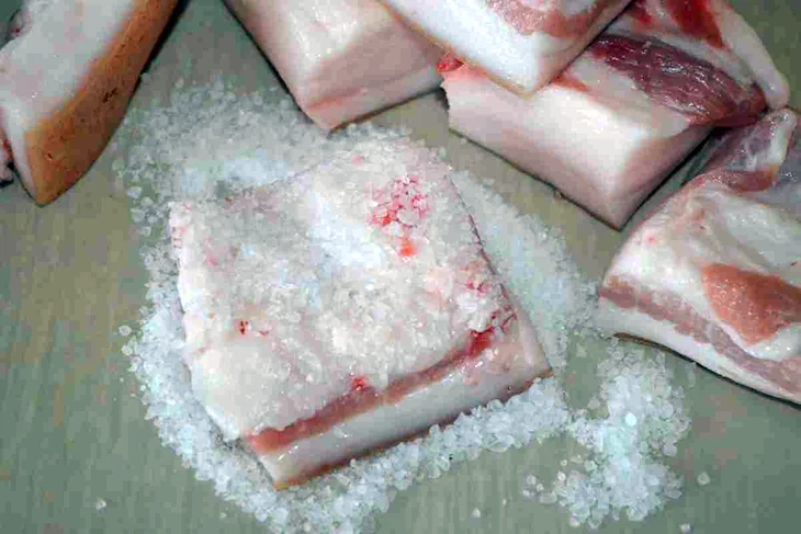 Сало соленое шпик
