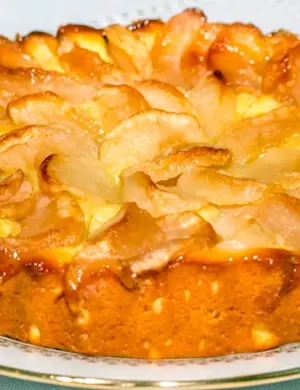 Шарлотка с яблоками Юлии Высоцкой