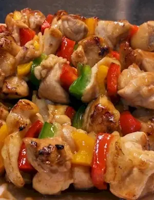 Шашлычки на шпажках в духовке
