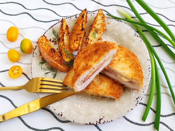 Шницель кордон Блю