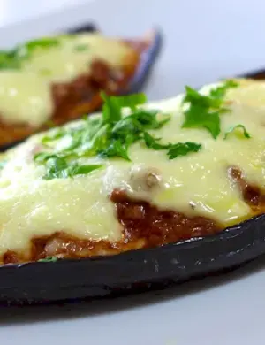 Синенькие баклажаны фаршированные овощами